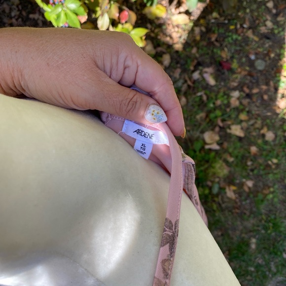 Light Pink Ardene Fit and Flare Dress with Gold Foil Rose Print Size XL - Picture 4 of 4